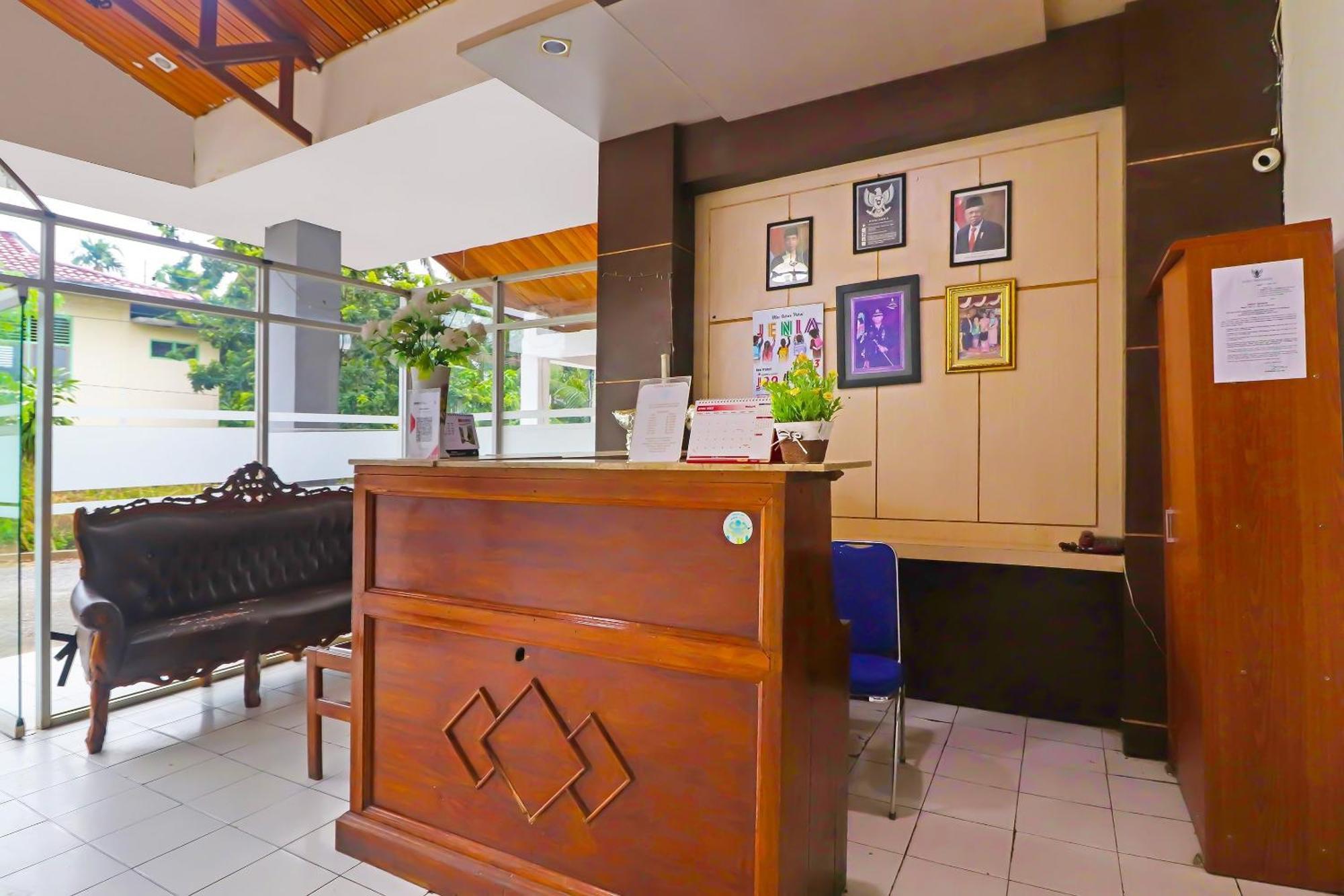 Oyo 92484 Wisma Permata Syariah Bangko Экстерьер фото