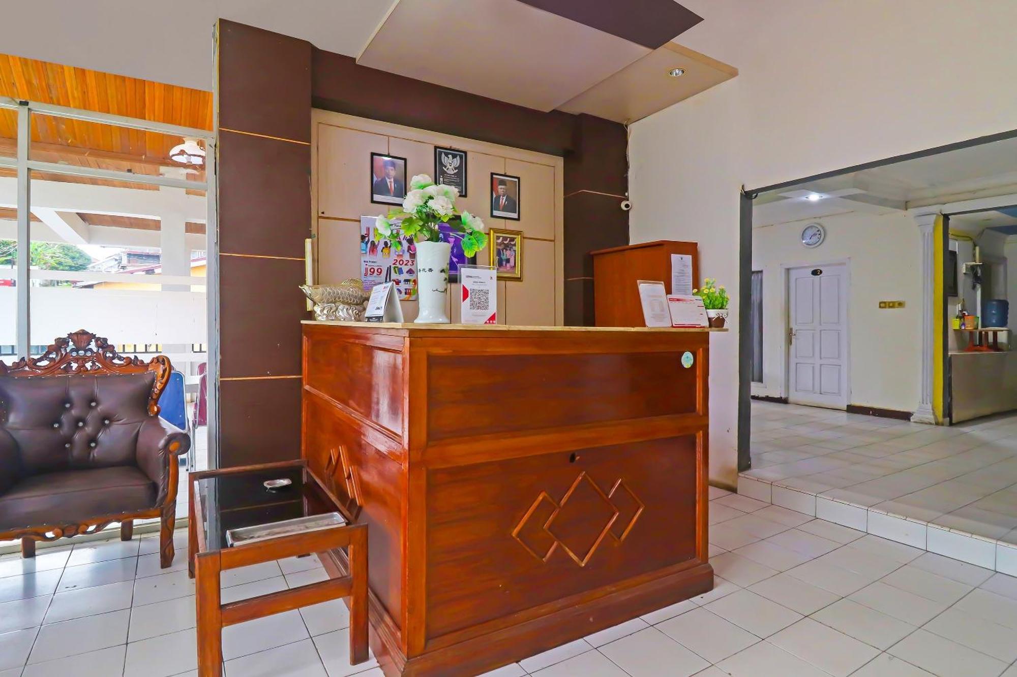 Oyo 92484 Wisma Permata Syariah Bangko Экстерьер фото