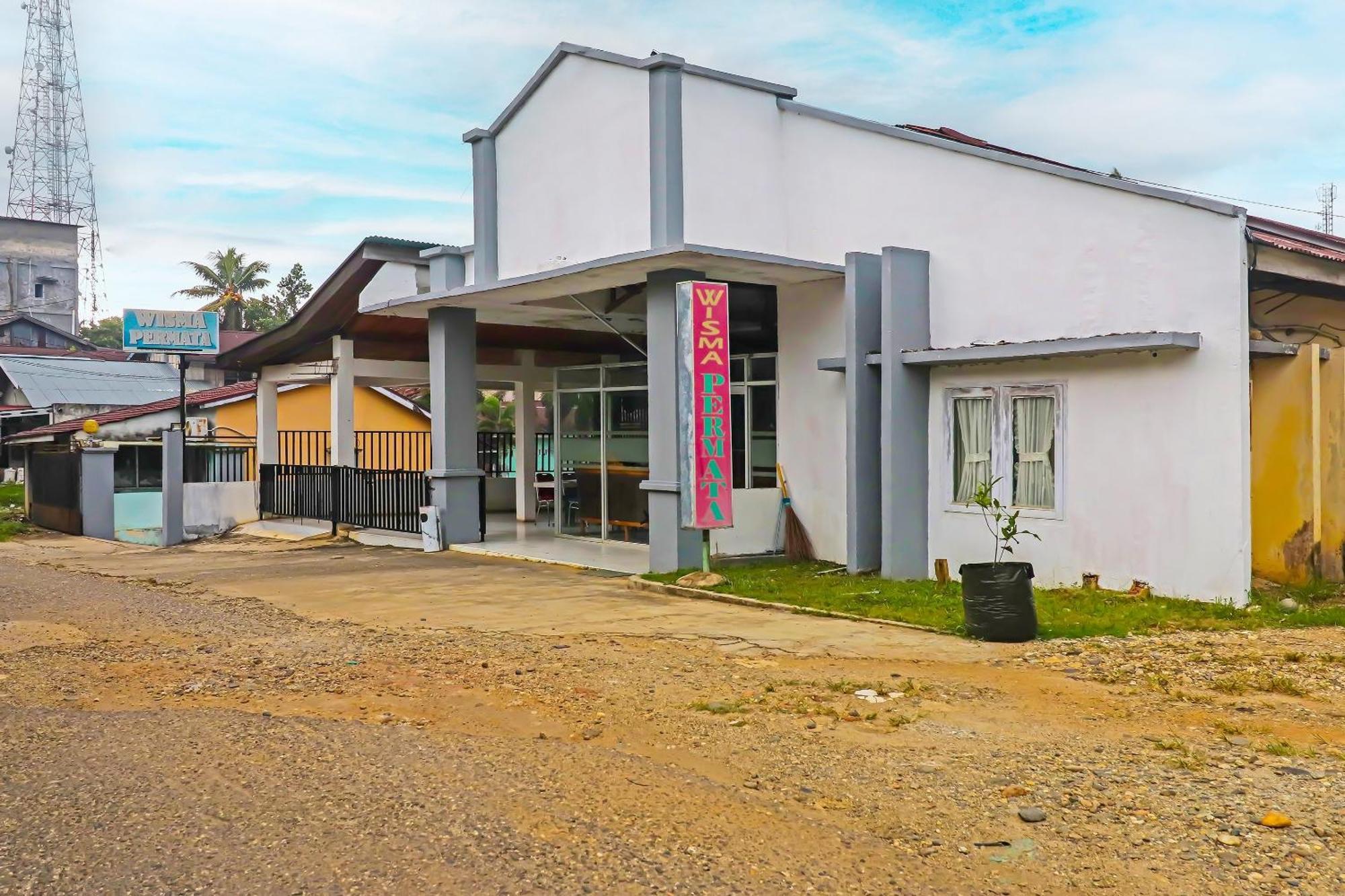 Oyo 92484 Wisma Permata Syariah Bangko Экстерьер фото